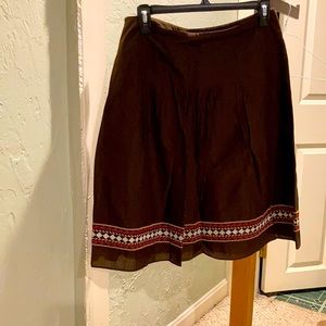 Ann Taylor size 6 shirt with embroidered detail